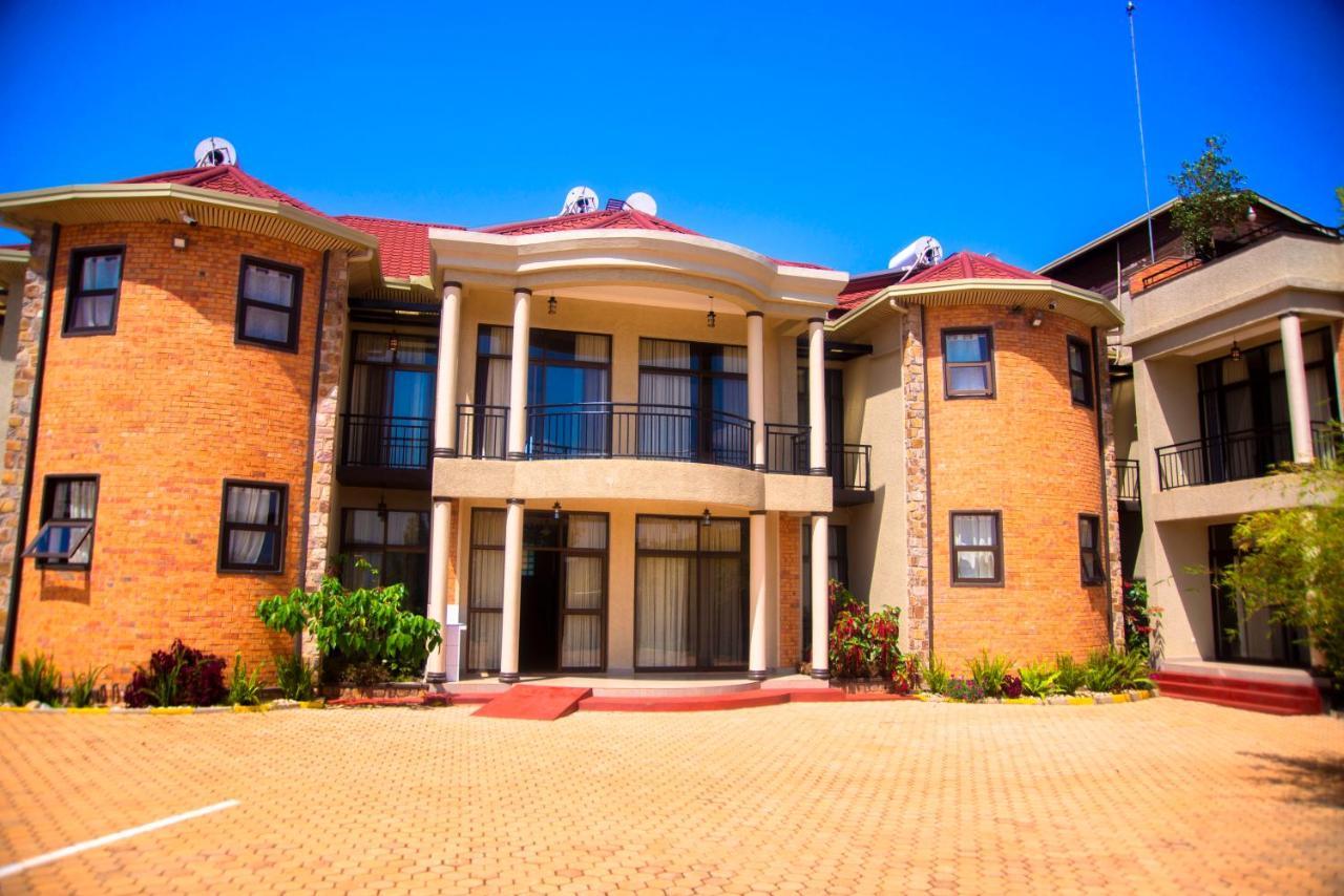 Quality Inn Hotel Kigali Exteriör bild