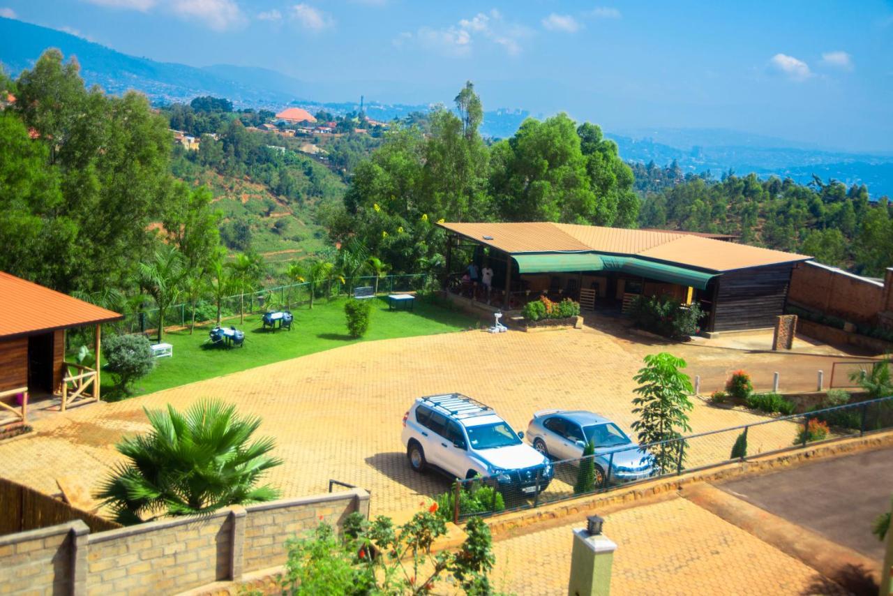 Quality Inn Hotel Kigali Exteriör bild