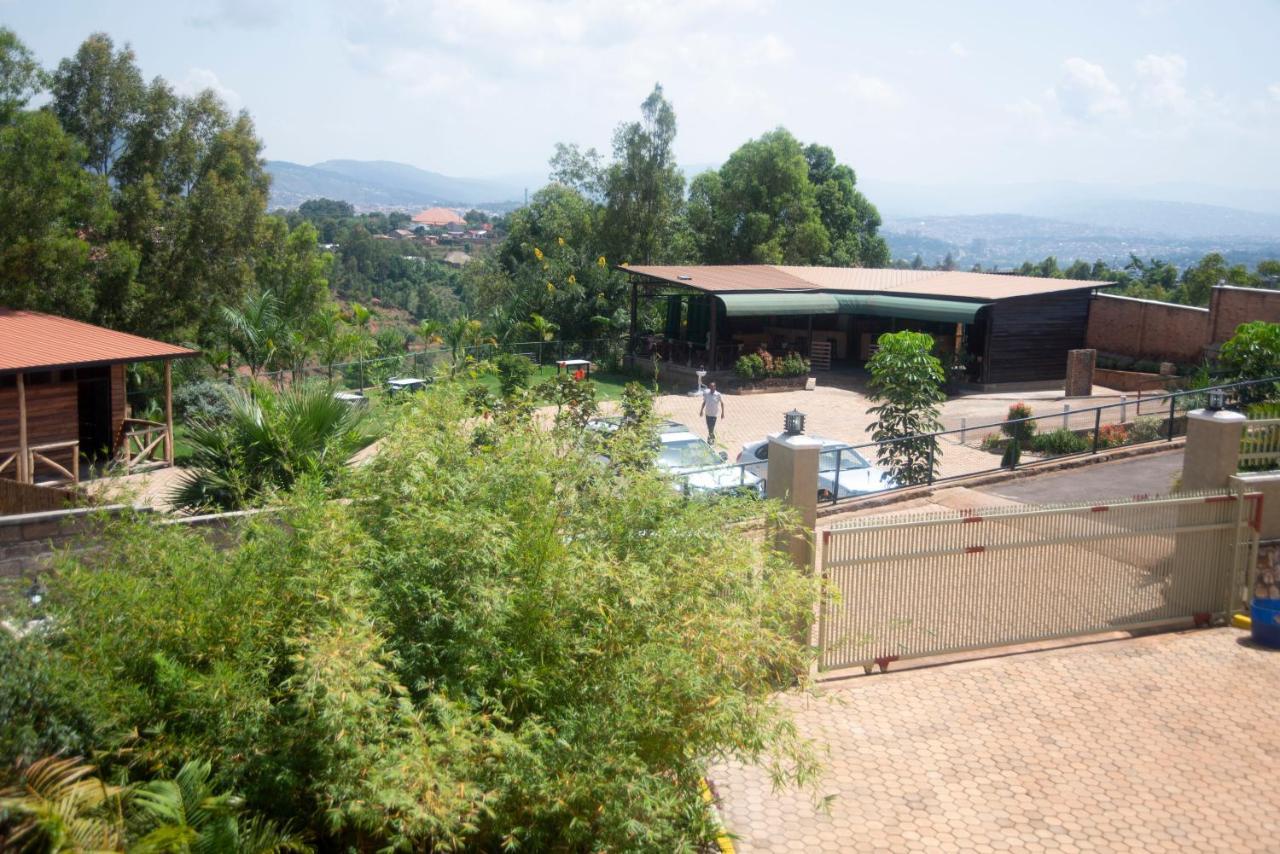 Quality Inn Hotel Kigali Exteriör bild