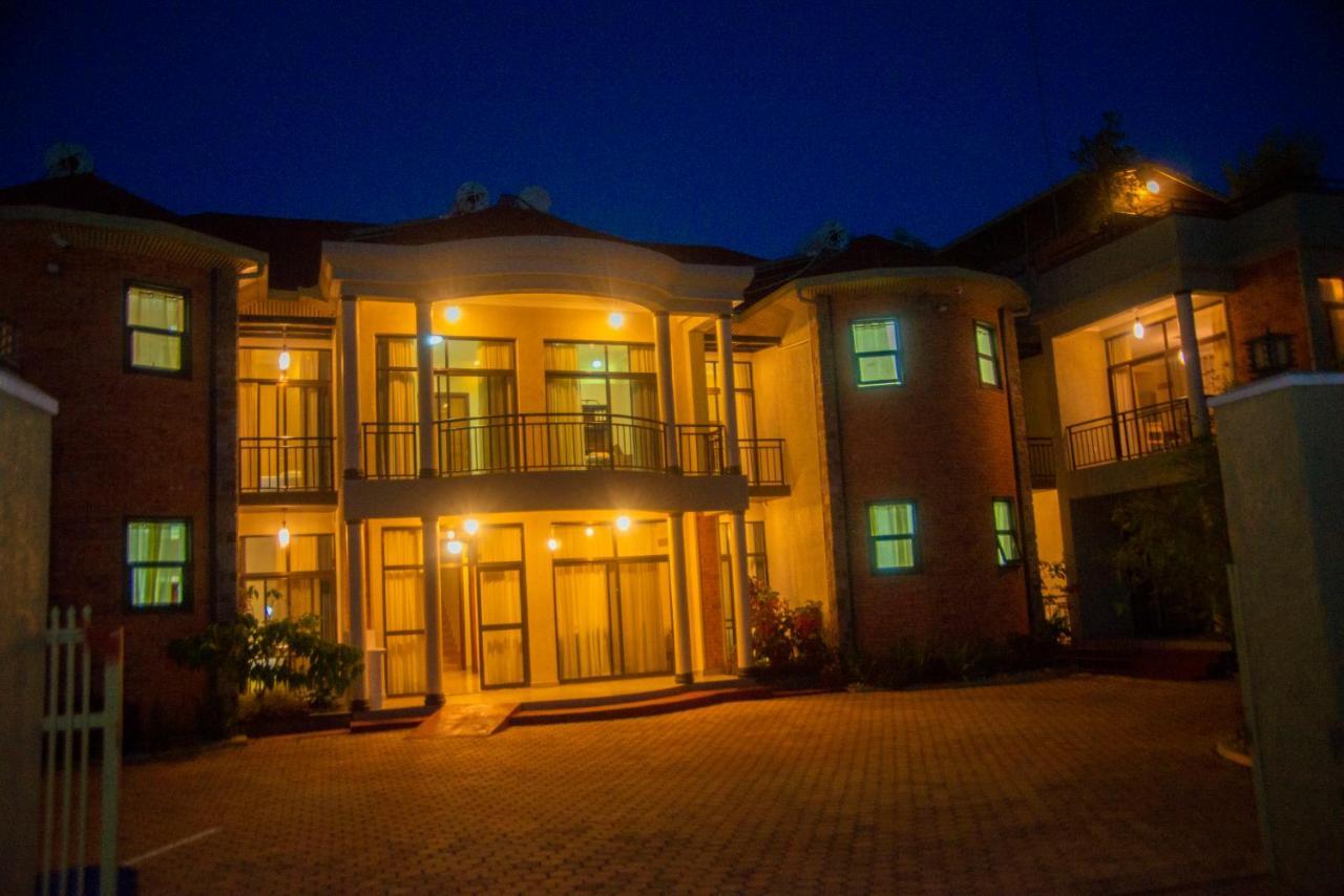 Quality Inn Hotel Kigali Exteriör bild