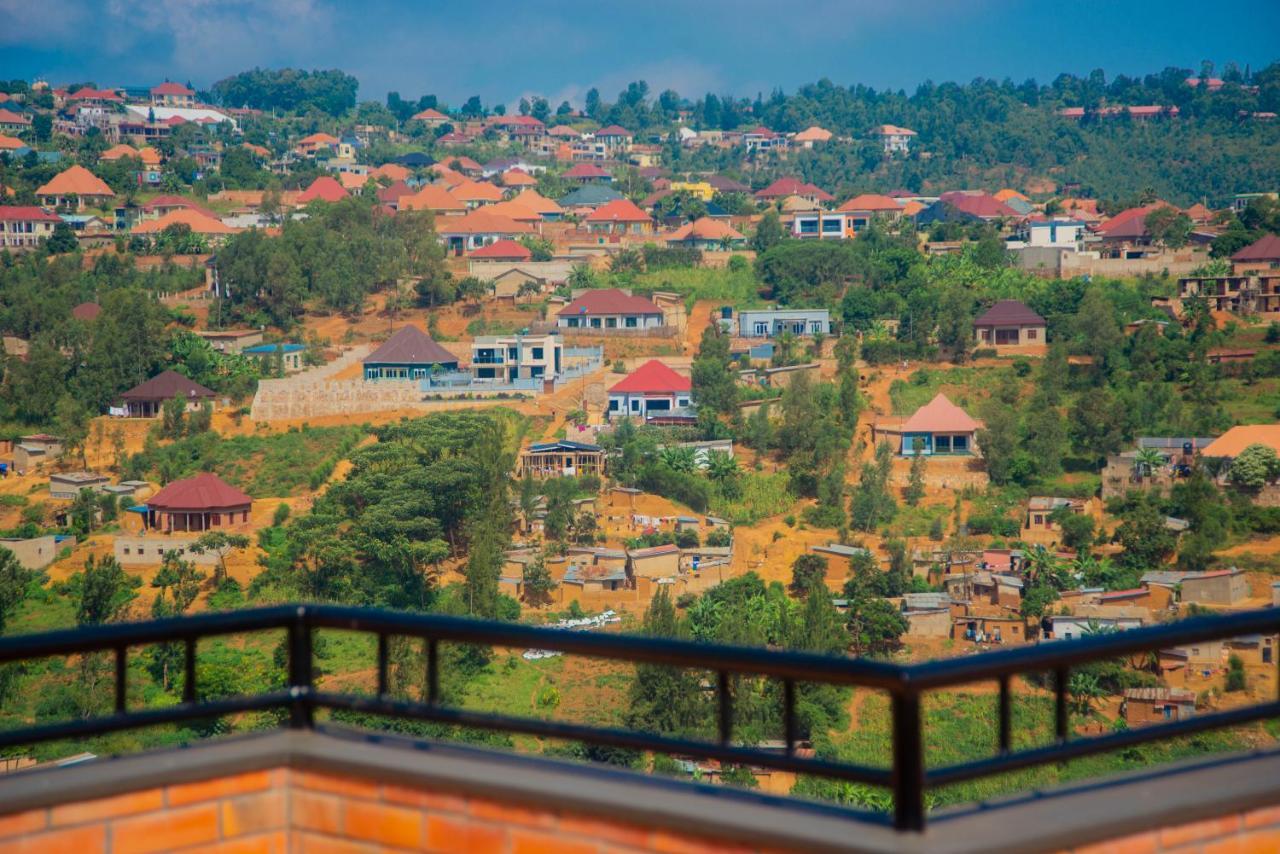 Quality Inn Hotel Kigali Exteriör bild