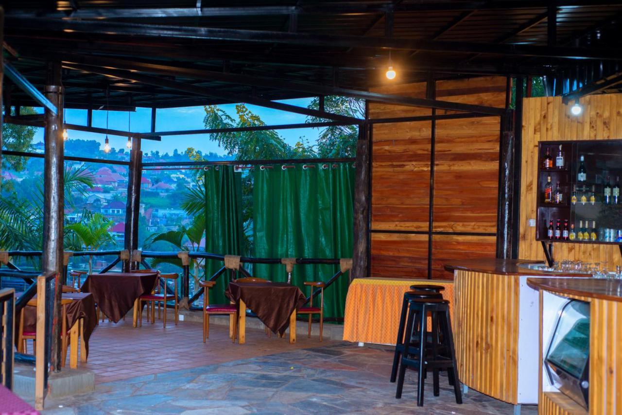 Quality Inn Hotel Kigali Exteriör bild